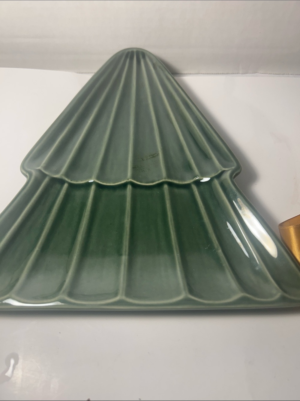 Green Ceramic Tree-Shaped Serving Platter